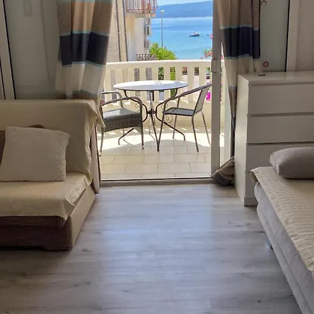 Donilena Διαμέρισμα *